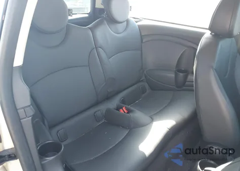 2014 Mini Clubman Cooper z USA, uszkodzony, nr VIN WMWZF3C52ET493388